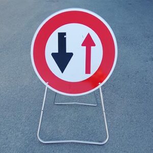 Cédez le passage au sens inverse BK15