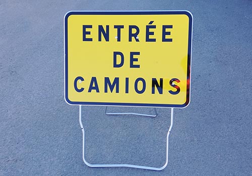 Entrée de camions